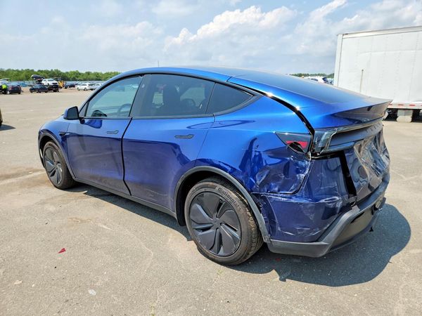 2026 TESLA MODEL Y