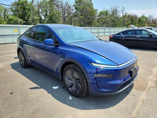 2026 TESLA MODEL Y