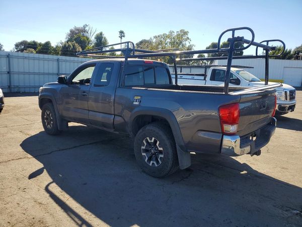 2016 TOYOTA TACOMA