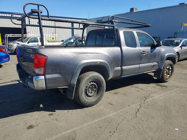 2016 TOYOTA TACOMA