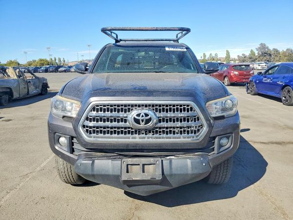 2016 TOYOTA TACOMA