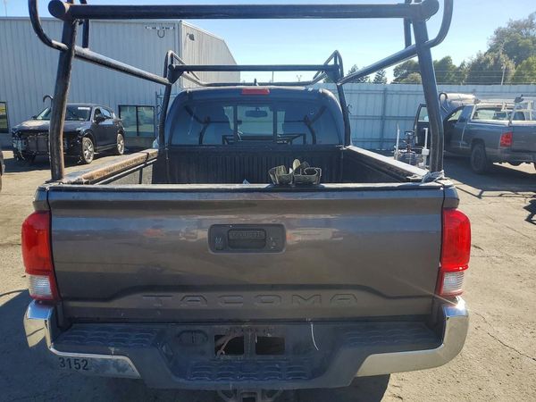 2016 TOYOTA TACOMA