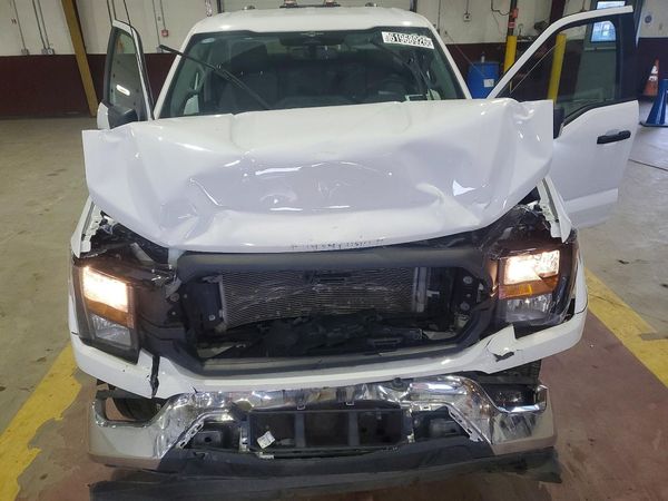 2023 FORD F150