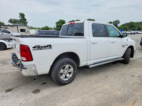 2020 RAM 1500 CLASSIC SLT
