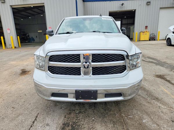2020 RAM 1500 CLASSIC SLT