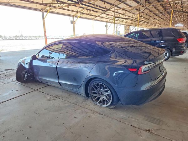 2026 TESLA MODEL 3