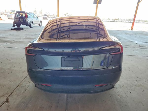 2026 TESLA MODEL 3