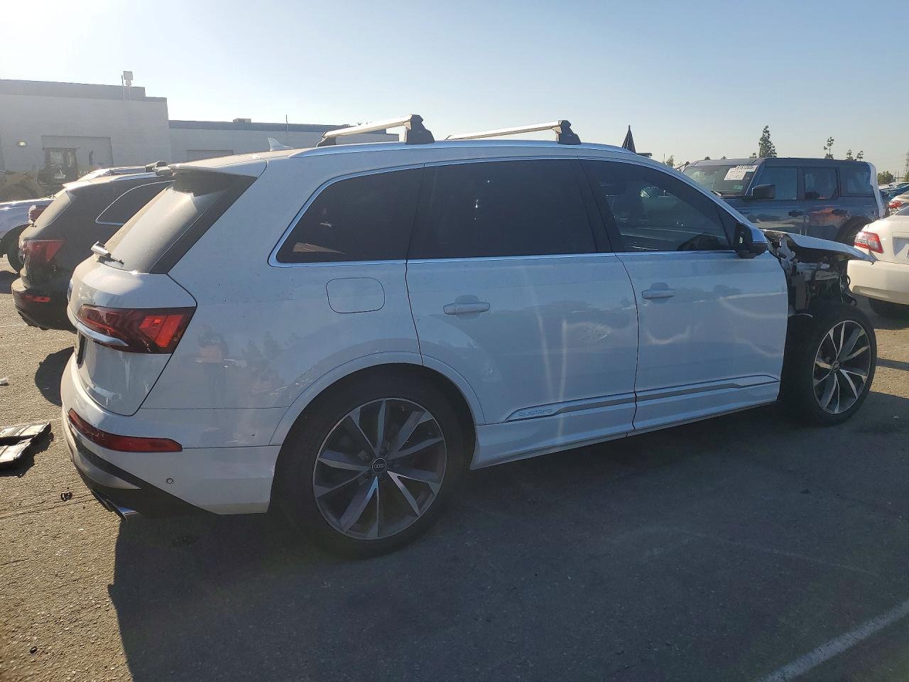 2022 AUDI SQ7 quattro Prestige