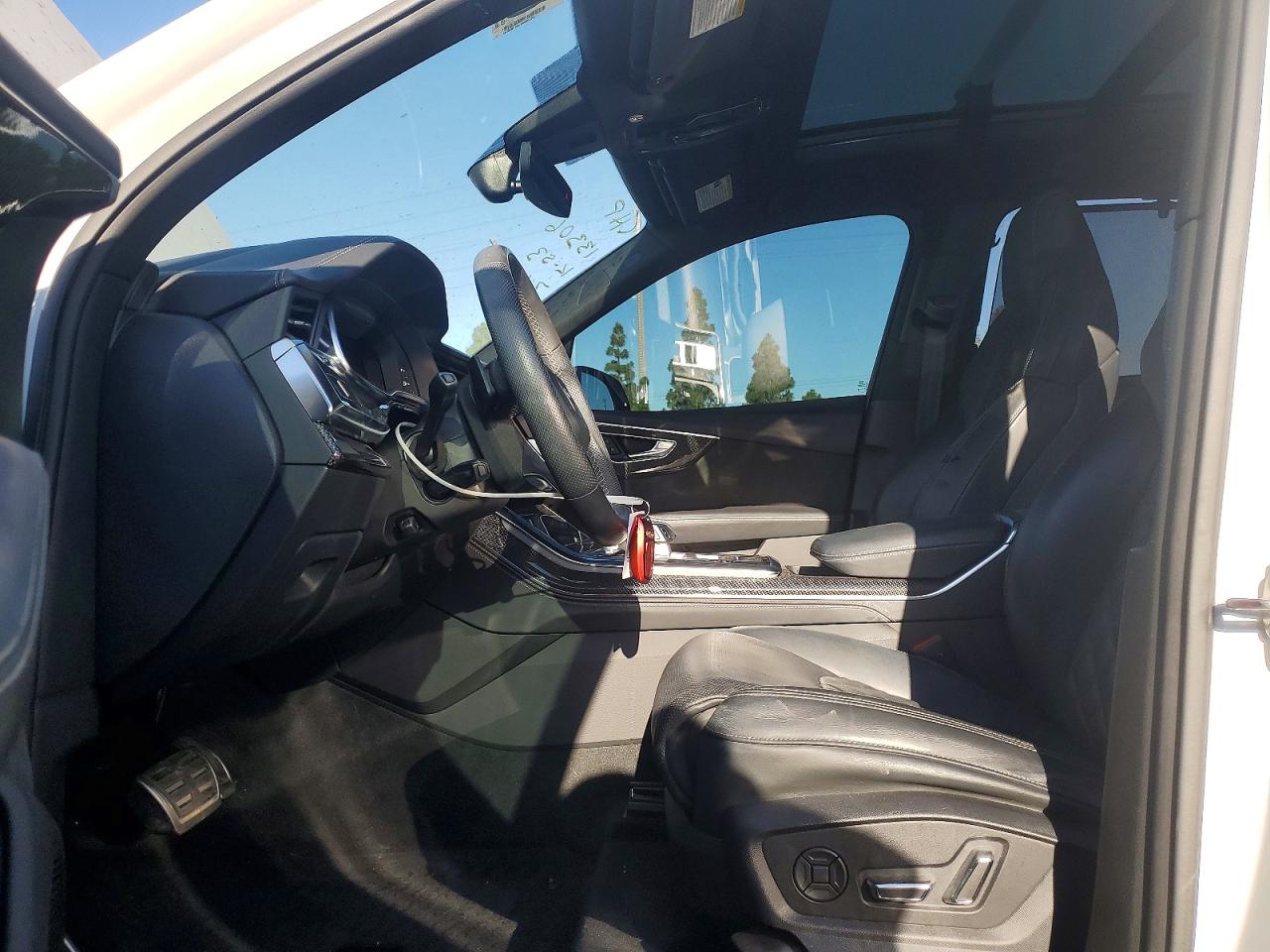 2022 AUDI SQ7 quattro Prestige