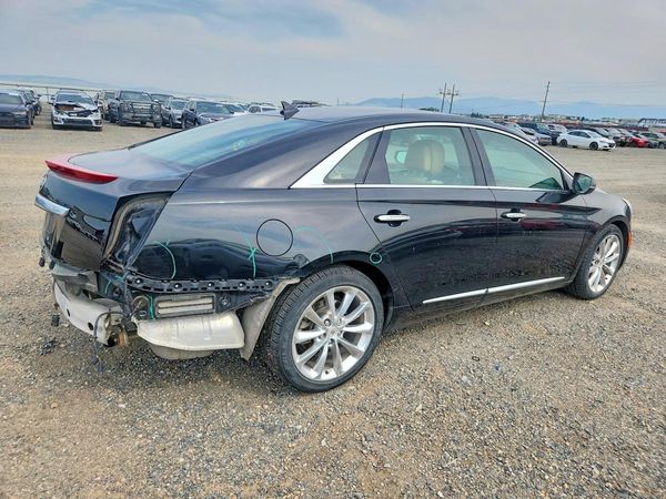 2013 CADILLAC XTS Premium