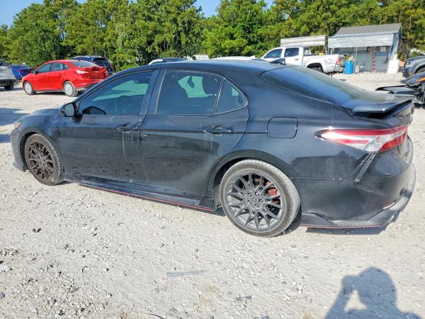 2020 TOYOTA CAMRY