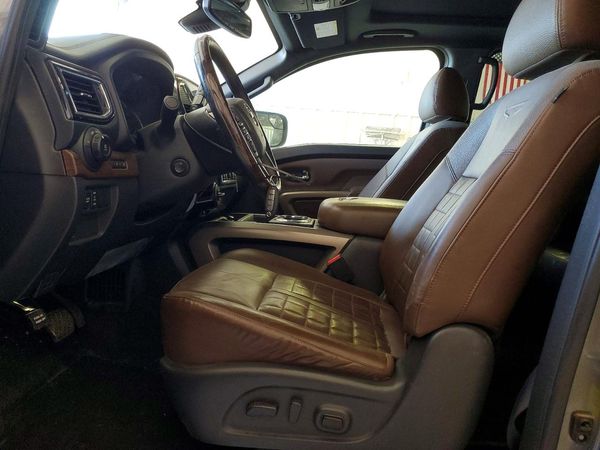 2021 NISSAN TITAN Crew Cab