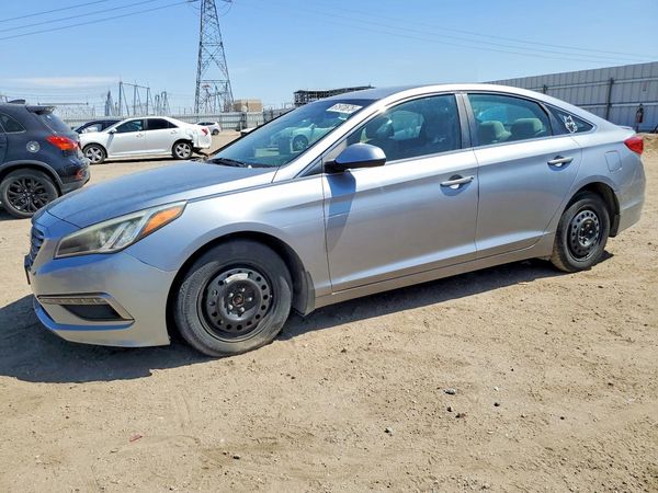 2015 HYUNDAI SONATA SE, ECO — Front 3/4
