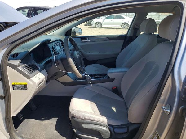 2015 HYUNDAI SONATA SE, ECO — DENT
