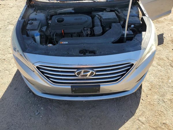 2015 HYUNDAI SONATA SE, ECO — Engine bay