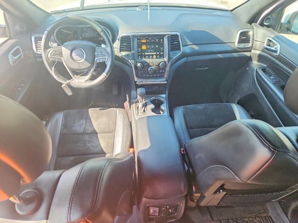 2017 JEEP GRAND CHEROKEE Laredo