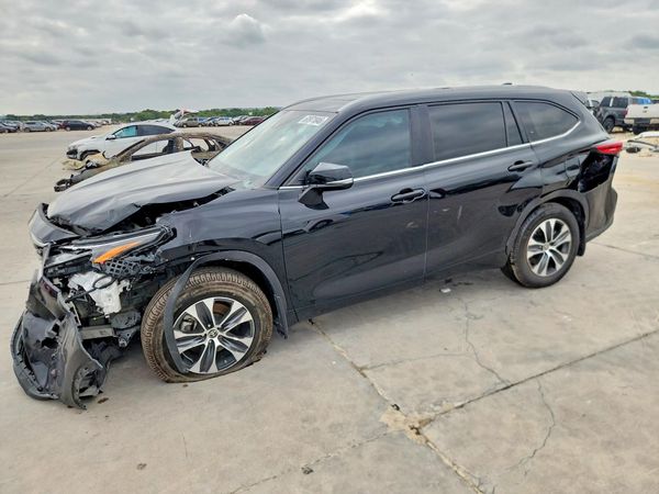 2023 TOYOTA HIGHLANDER