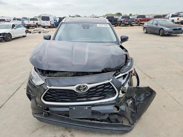 2023 TOYOTA HIGHLANDER
