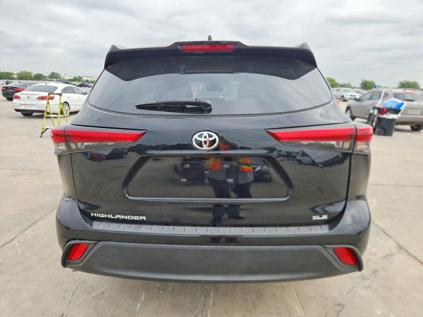 2023 TOYOTA HIGHLANDER