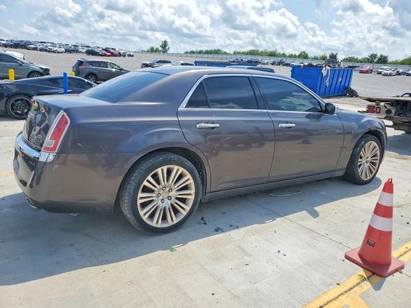 2013 CHRYSLER 300