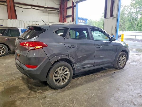 2018 HYUNDAI TUCSON SE Standard