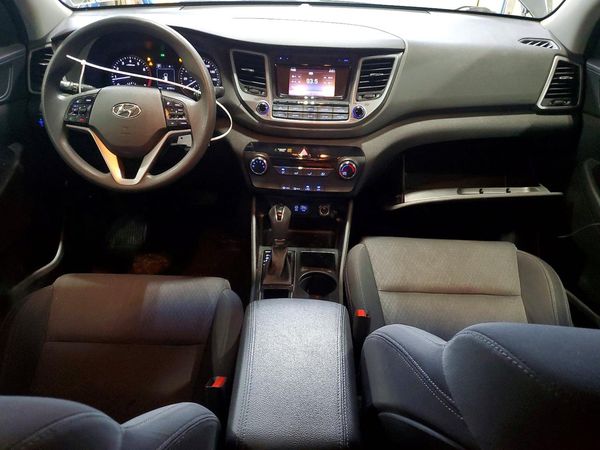 2018 HYUNDAI TUCSON SE Standard
