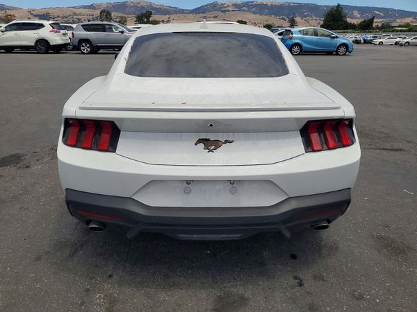 2025 FORD MUSTANG I4