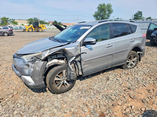 2018 TOYOTA RAV4 Adventure/XLE