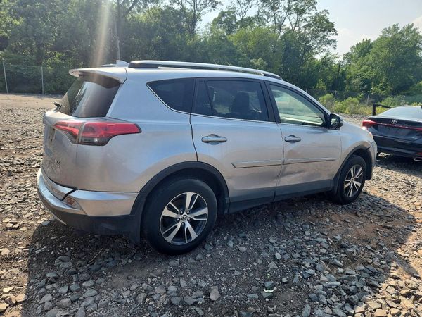 2018 TOYOTA RAV4 Adventure/XLE