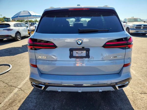 2024 BMW X5 xDrive50e