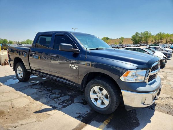 2017 RAM 1500 ST