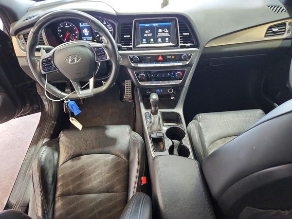 2018 HYUNDAI SONATA