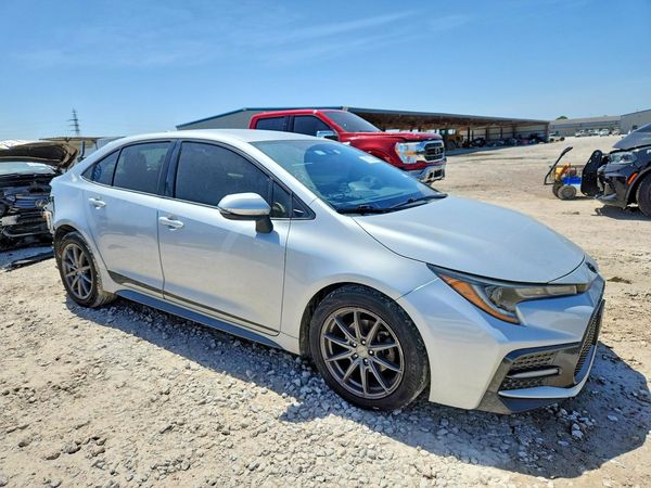 2022 TOYOTA COROLLA SE