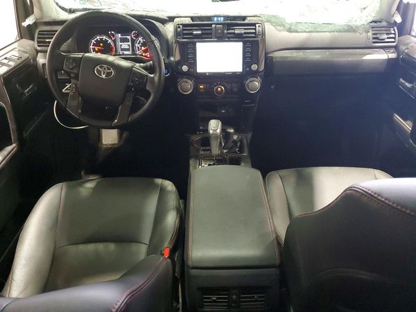 2024 TOYOTA 4RUNNER