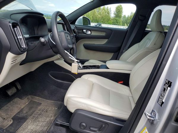 2019 VOLVO XC40 Inscription