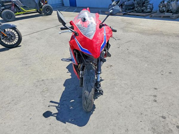 2026 HONDA CBR CYCLE