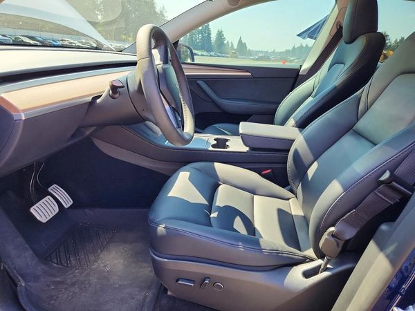 2023 TESLA MODEL Y — DENT