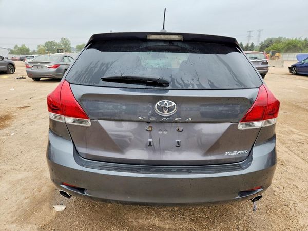 2015 TOYOTA VENZA XLE