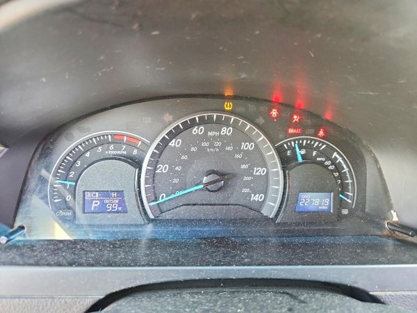 2012 TOYOTA CAMRY