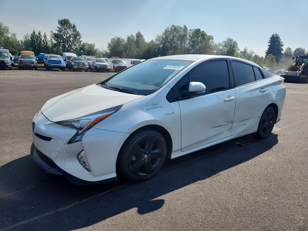 2017 TOYOTA PRIUS — Front 3/4