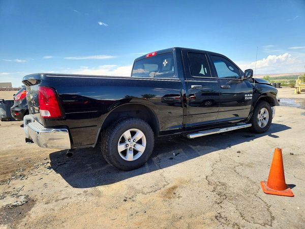 2014 RAM 1500 ST QUAD CAB 4X2