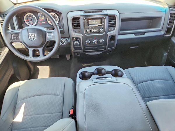 2014 RAM 1500 ST QUAD CAB 4X2