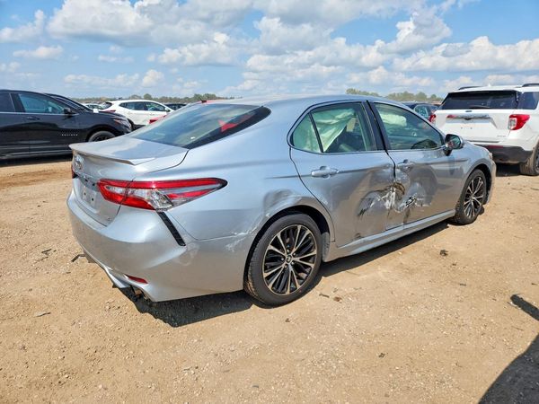 2018 TOYOTA CAMRY LE/SE/XLE/XSE