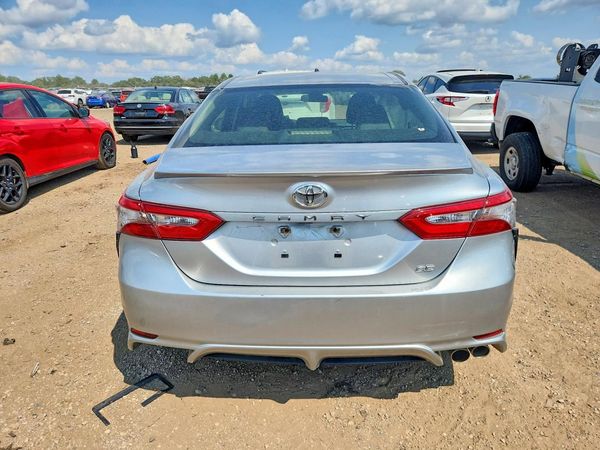 2018 TOYOTA CAMRY LE/SE/XLE/XSE