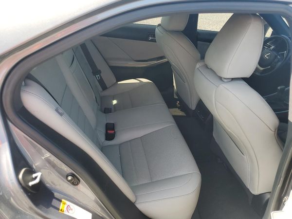 2015 LEXUS IS