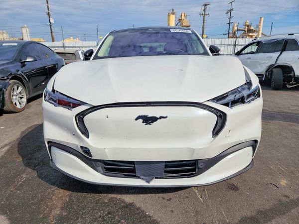 2025 FORD MUSTANG Premium