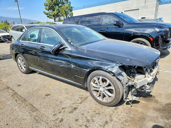 2016 MERCEDES-BENZ C C300
