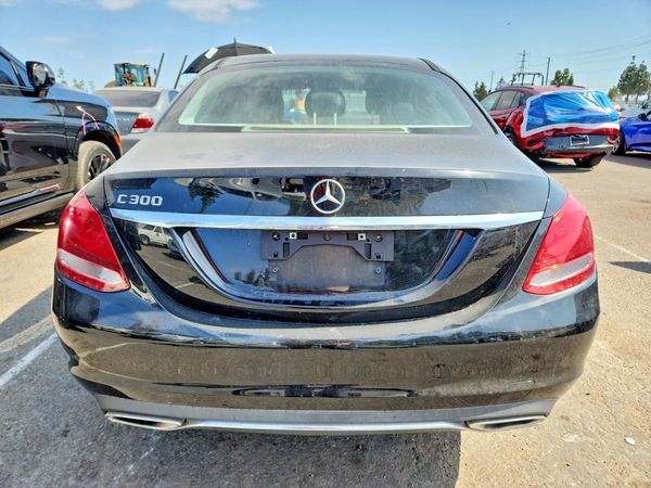 2016 MERCEDES-BENZ C C300