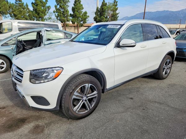 2016 MERCEDES-BENZ GLC GLC300