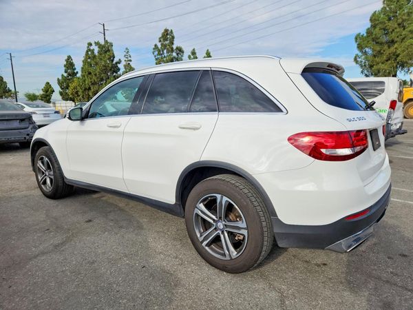 2016 MERCEDES-BENZ GLC GLC300